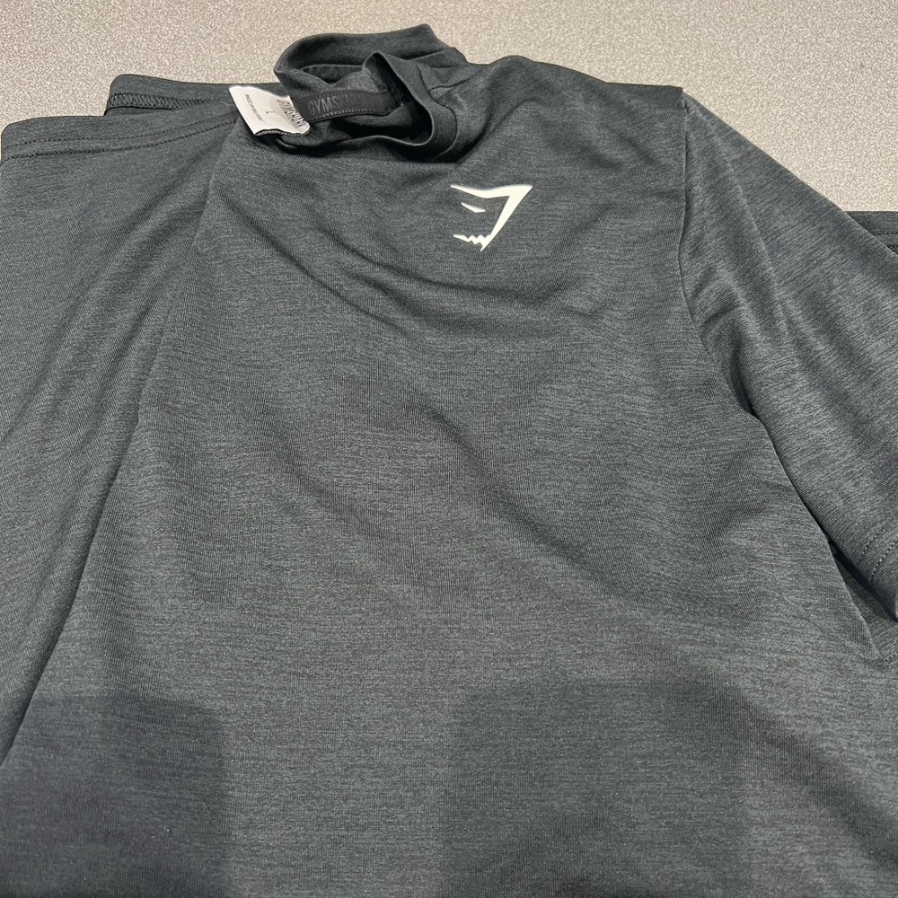 Dri fit gymshark shirt